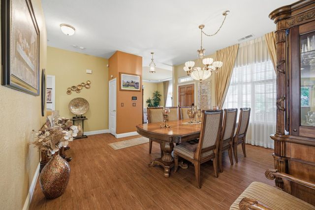 2154 Wrenwood Avenue, Clovis, CA 93611