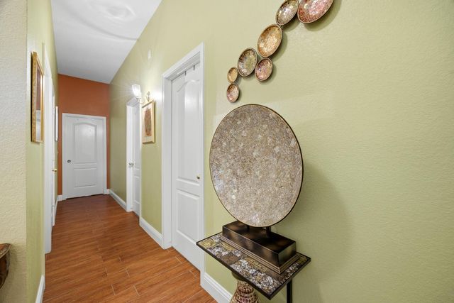 2154 Wrenwood Avenue, Clovis, CA 93611