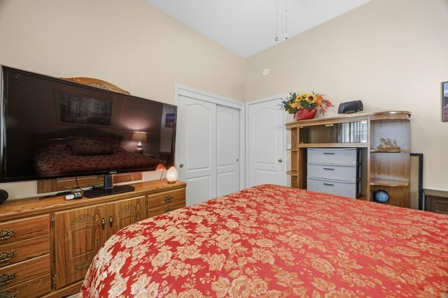 2154 Wrenwood Avenue, Clovis, CA 93611