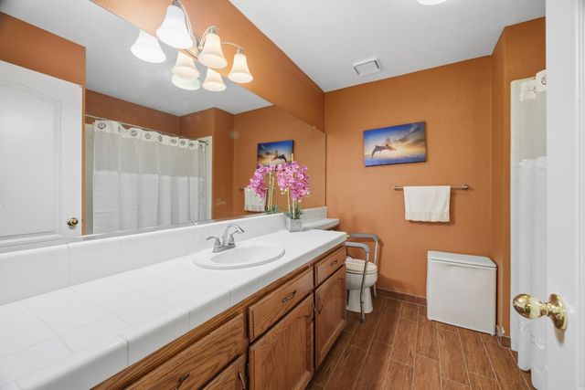 2154 Wrenwood Avenue, Clovis, CA 93611