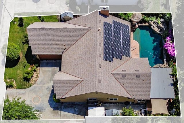2154 Wrenwood Avenue, Clovis, CA 93611