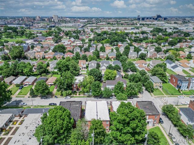 3008 Henrietta Street, St Louis, MO 63104