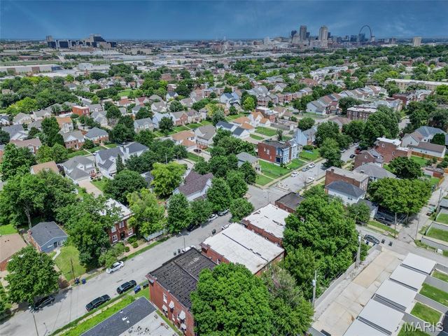 3008 Henrietta Street, St Louis, MO 63104