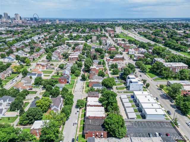 3008 Henrietta Street, St Louis, MO 63104