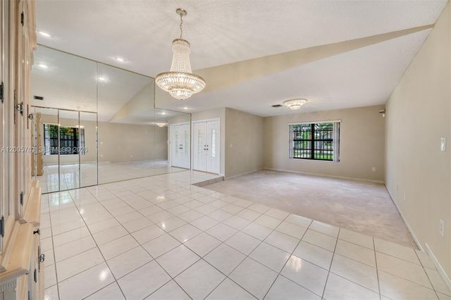 14452 SW 43rd Ter, Miami, FL 33175