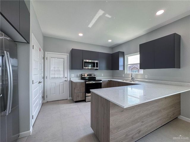 2705 Robin Road, Weslaco, TX 78596