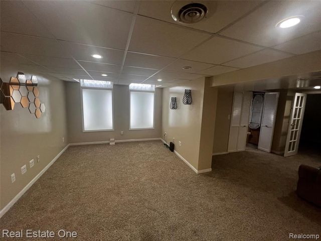 39394 Carrie Drive, Sterling Heights, MI 48313