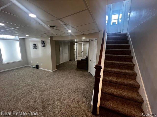 39394 Carrie Drive, Sterling Heights, MI 48313