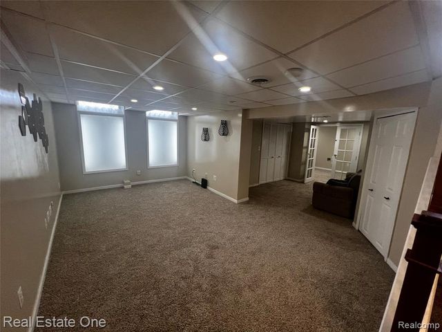 39394 Carrie Drive, Sterling Heights, MI 48313