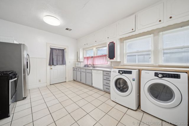1414 E 8th Street, Okmulgee, OK 74447