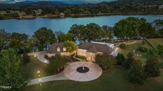 220 Degrasse Drive, Johnson City, TN 37601