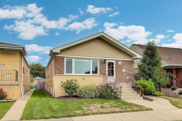 4139 Elmwood Avenue, Stickney, IL 60402