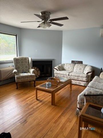 400 Hayes Road, Rocky Hill, CT 06067