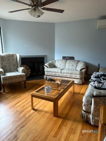 400 Hayes Road, Rocky Hill, CT 06067