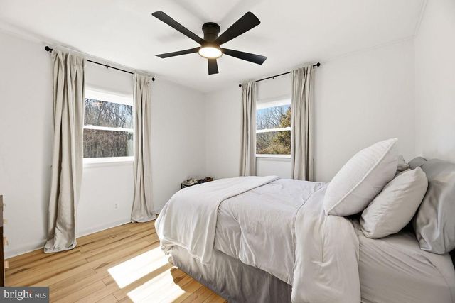 2865 HOLLAND CLIFFS RD, Huntingtown, MD 20639