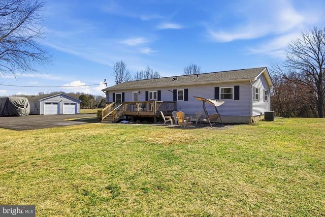 2865 HOLLAND CLIFFS RD, Huntingtown, MD 20639