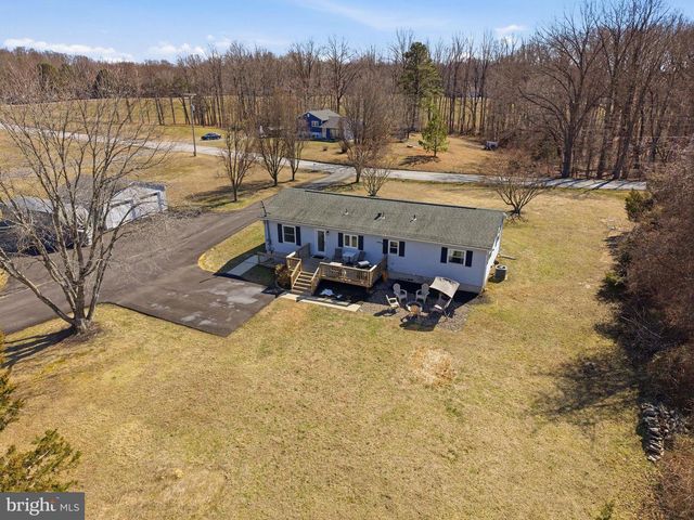 2865 HOLLAND CLIFFS RD, Huntingtown, MD 20639