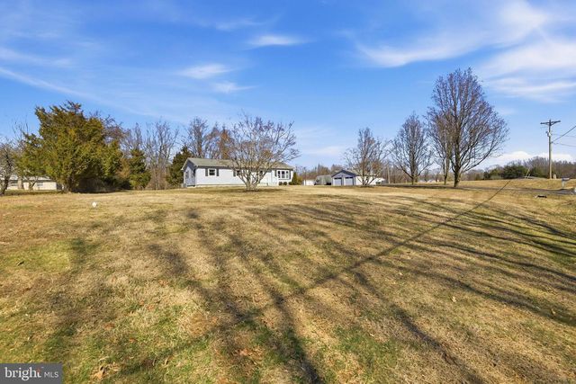 2865 HOLLAND CLIFFS RD, Huntingtown, MD 20639