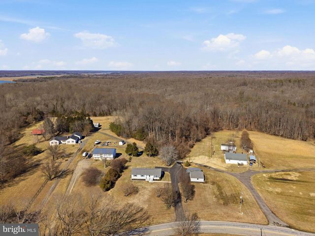 2865 HOLLAND CLIFFS RD, Huntingtown, MD 20639