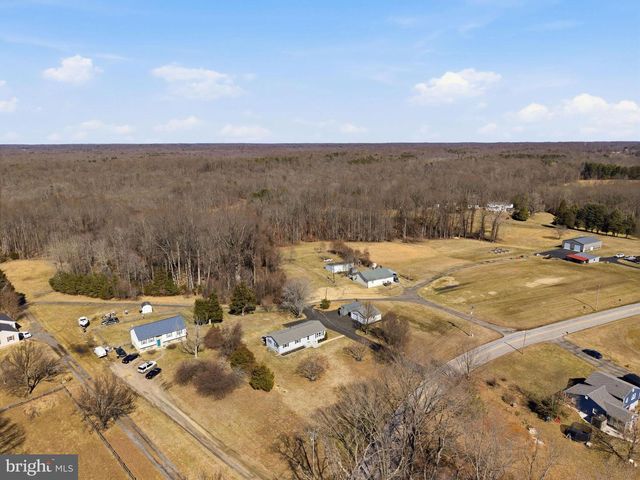 2865 HOLLAND CLIFFS RD, Huntingtown, MD 20639