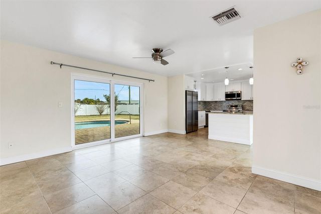 556 MIMOSA AVENUE NW, Port Charlotte, FL 33952