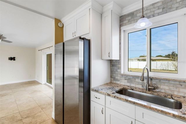 556 MIMOSA AVENUE NW, Port Charlotte, FL 33952