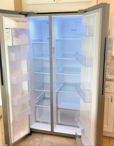 556 MIMOSA AVENUE NW, Port Charlotte, FL 33952