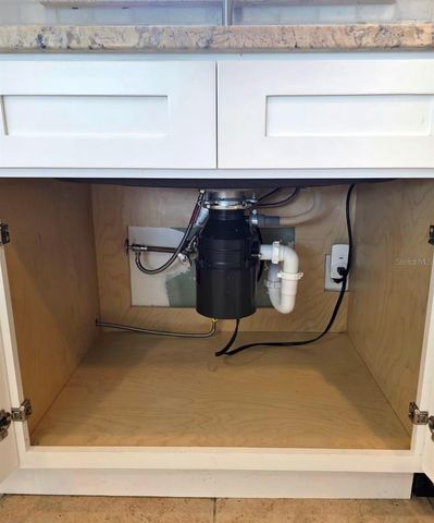 556 MIMOSA AVENUE NW, Port Charlotte, FL 33952