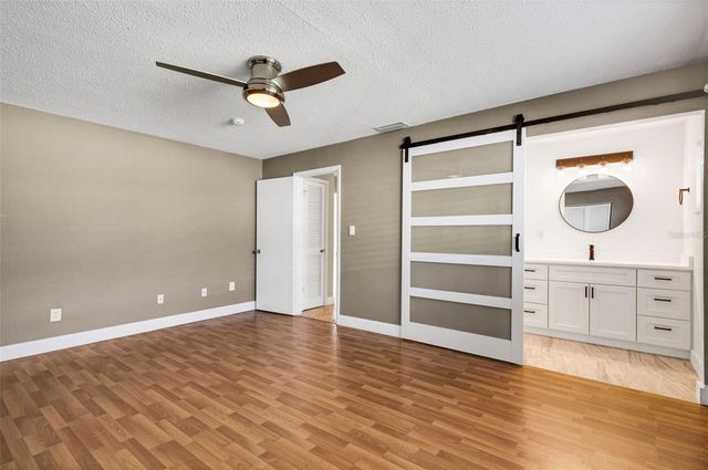 556 MIMOSA AVENUE NW, Port Charlotte, FL 33952