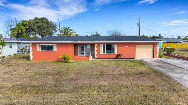 556 MIMOSA AVENUE NW, Port Charlotte, FL 33952