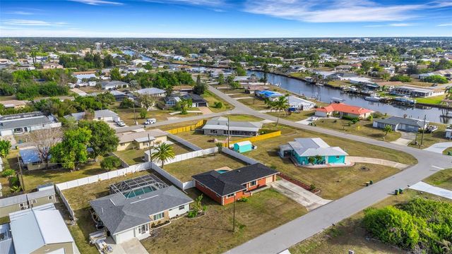 556 MIMOSA AVENUE NW, Port Charlotte, FL 33952