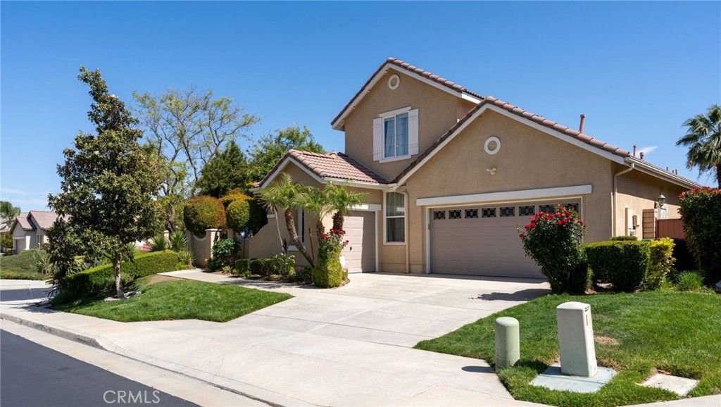 Image 2 of property listing at 28481 Oasis View Circle, Menifee, CA 92584