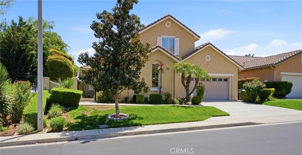 Image 3 of property listing at 28481 Oasis View Circle, Menifee, CA 92584