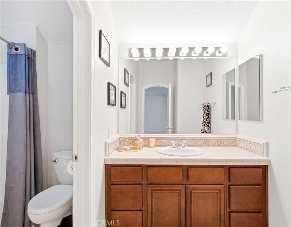 Image 33 of property listing at 28481 Oasis View Circle, Menifee, CA 92584