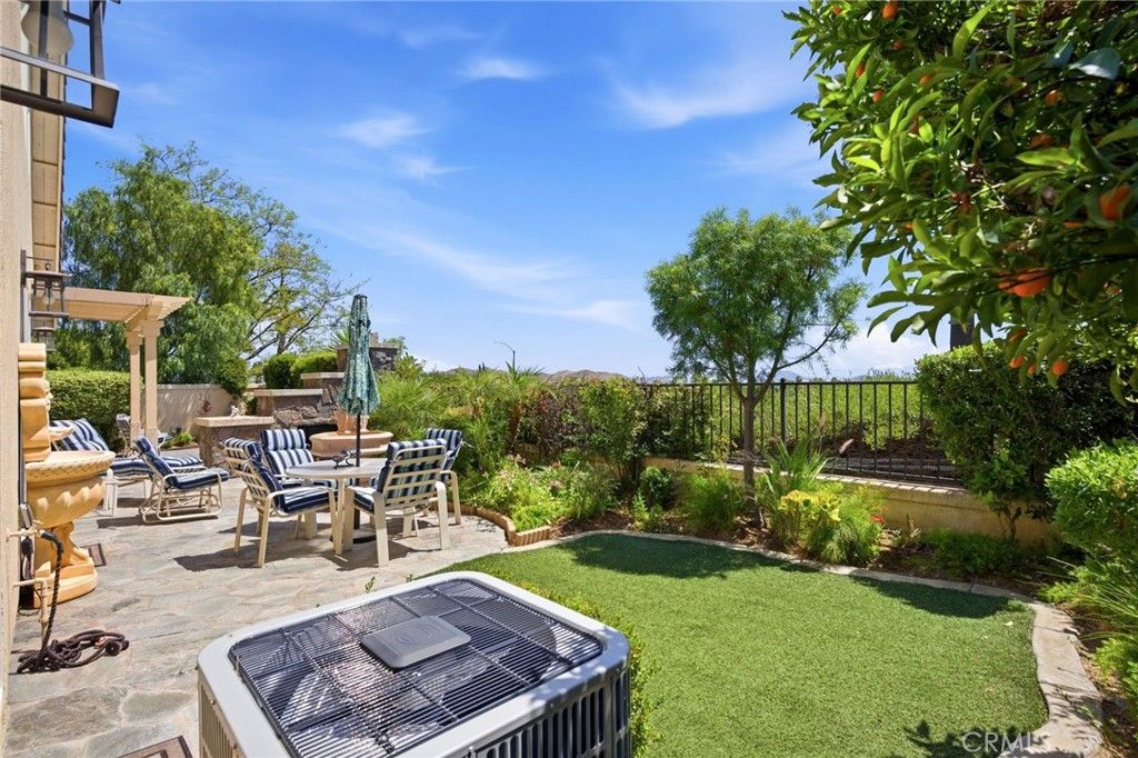 Image 34 of property listing at 28481 Oasis View Circle, Menifee, CA 92584