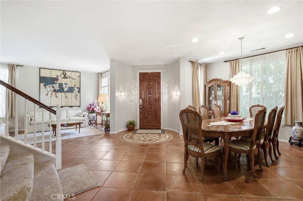 Image 8 of property listing at 28481 Oasis View Circle, Menifee, CA 92584