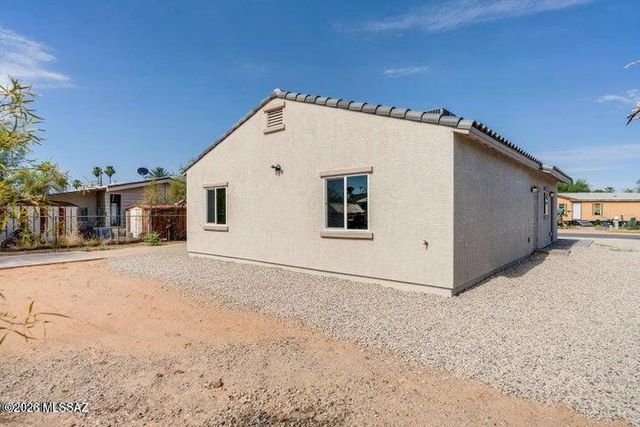 9342 S Valerie Drive, Tucson, AZ 85736