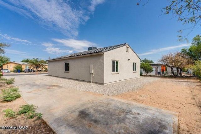 9342 S Valerie Drive, Tucson, AZ 85736