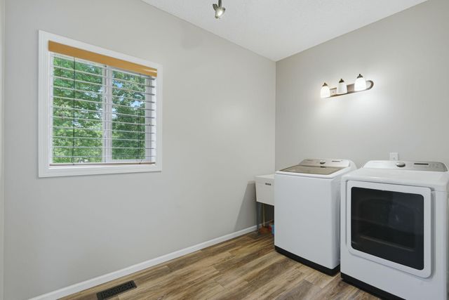 10190 Noble Court N, Brooklyn Park, MN 55443