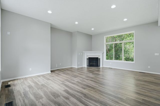 10190 Noble Court N, Brooklyn Park, MN 55443