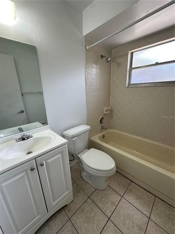 4401 NW 20TH DRIVE, Gainesville, FL 32605