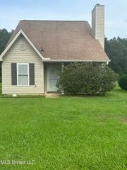 126 Harle Circle, Pearl, MS 39208