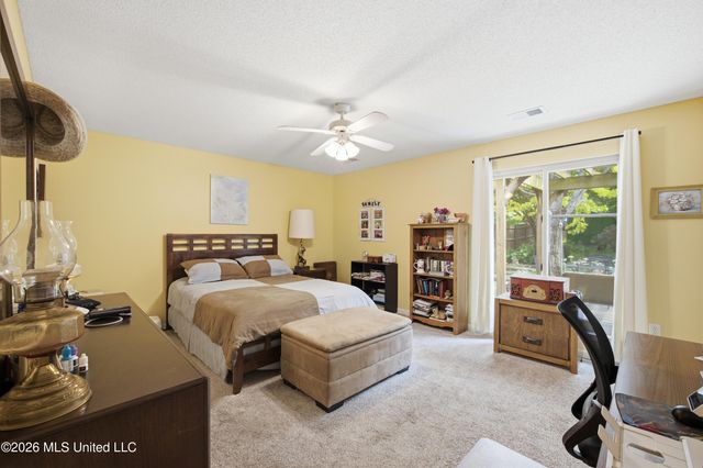 907 Mcgowan Drive, Southaven, MS 38671