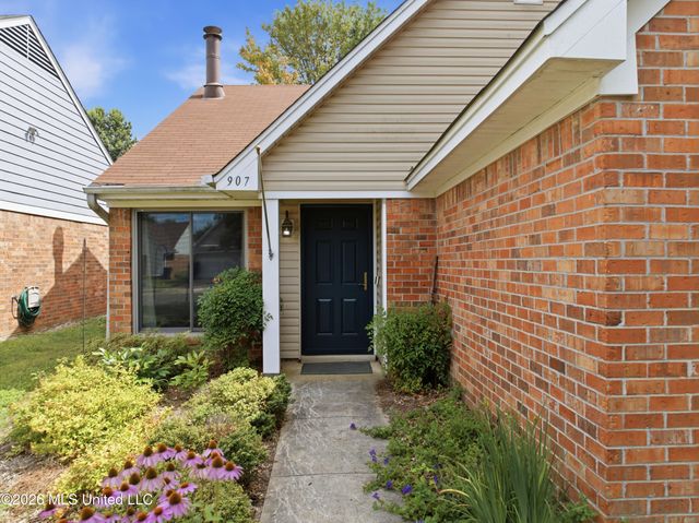 907 Mcgowan Drive, Southaven, MS 38671