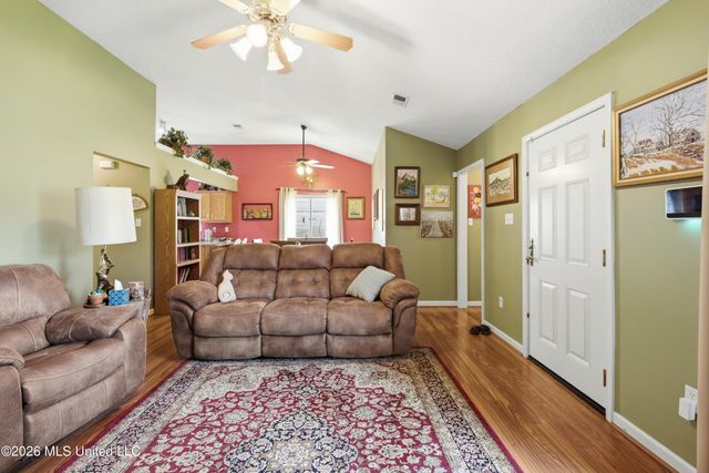 907 Mcgowan Drive, Southaven, MS 38671