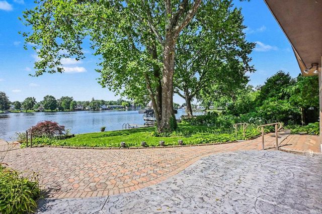 1225 Greenleaf Boulevard, Elkhart, IN 46514