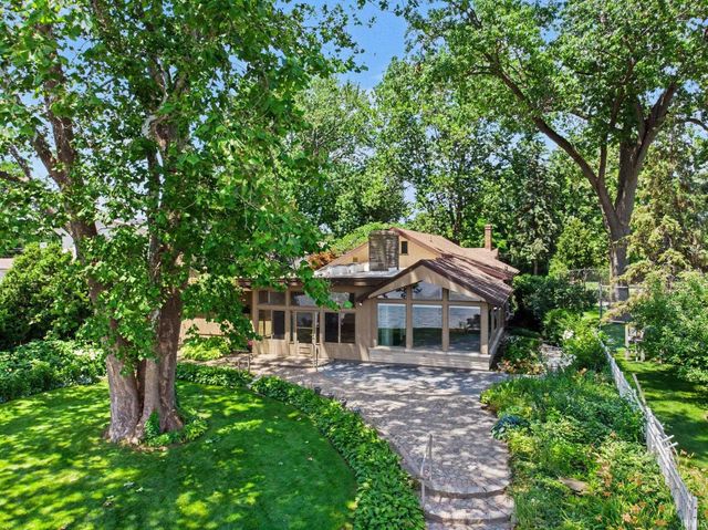 1225 Greenleaf Boulevard, Elkhart, IN 46514