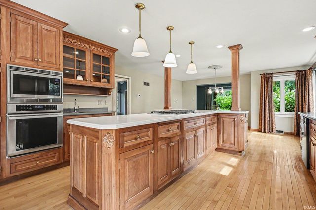1225 Greenleaf Boulevard, Elkhart, IN 46514