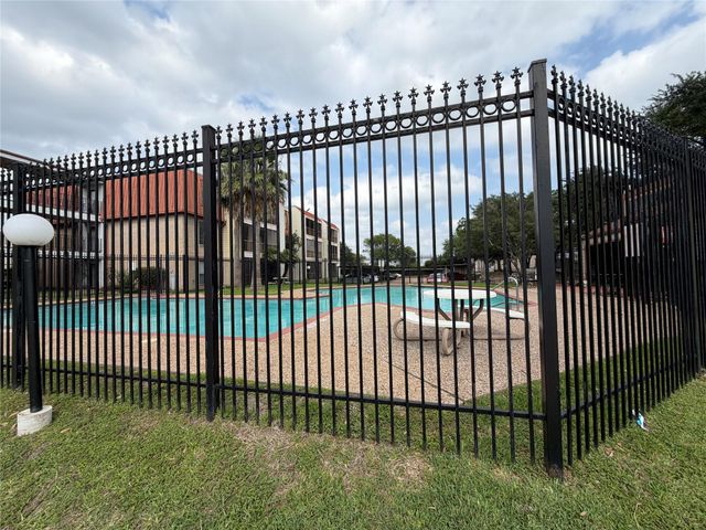 10110 Forum West Drive 537, Houston, TX 77036