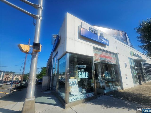 301 Broad, Palisades Park, NJ 07650